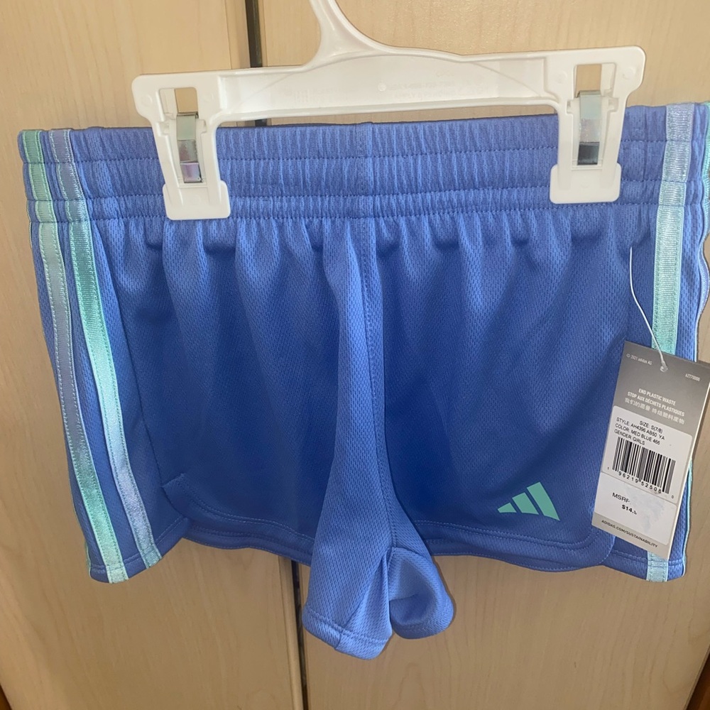 Adidas girl active shorts 7/8